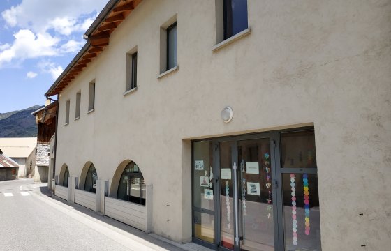 Vue extérieure de la bibliothèque